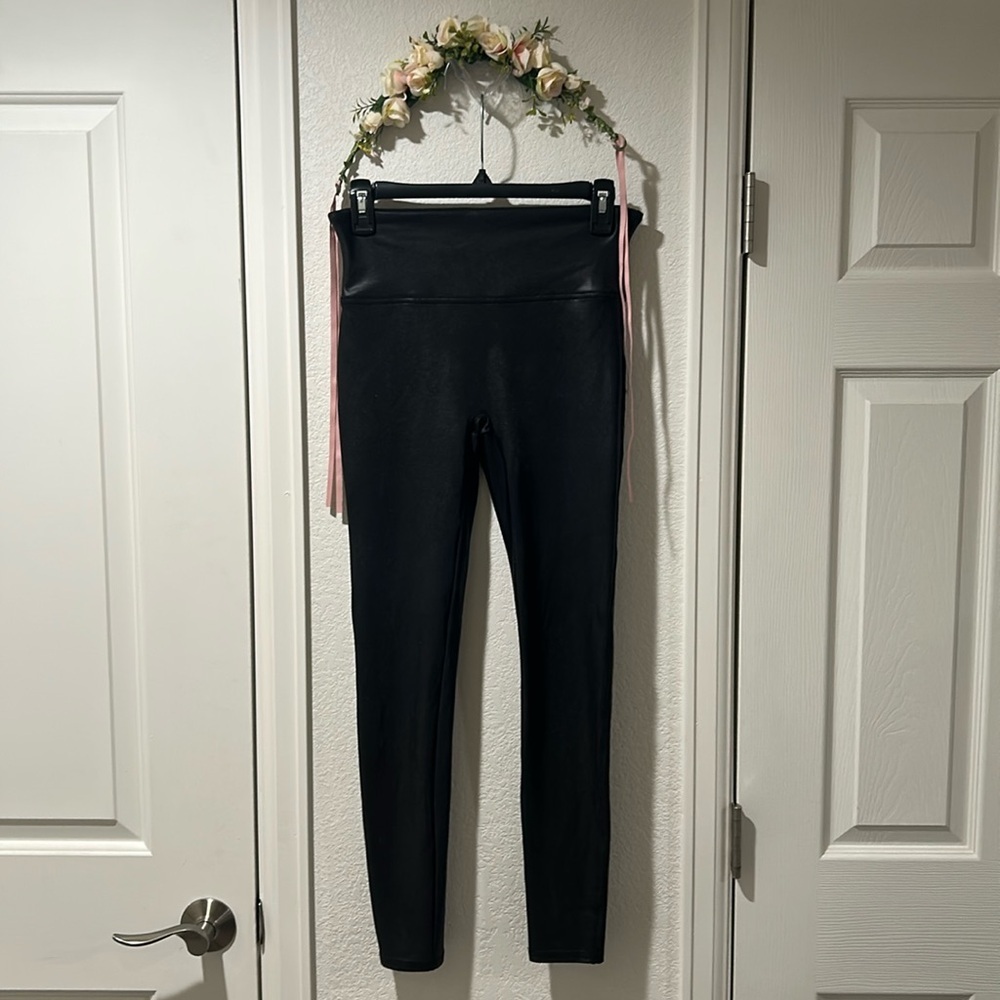 Spanx Faux Leather Leggings - Picture 4 of 7